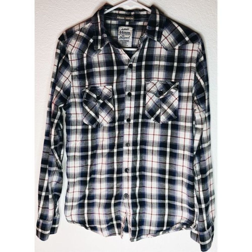 4 MM Legendary Goods Men’s Black, Purple and White Flannel Button Down Shirt